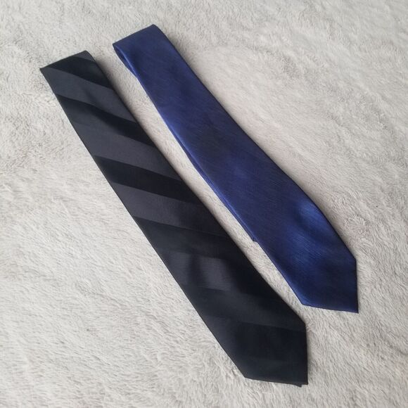 Stafford Necktie Tie Bundle Lot 2pc Striped Black Blue Neckties 3" - Picture 2 of 4